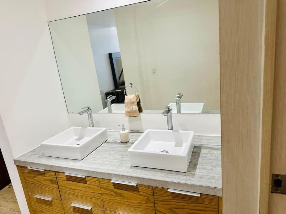 Brisas Guitarron Apartament